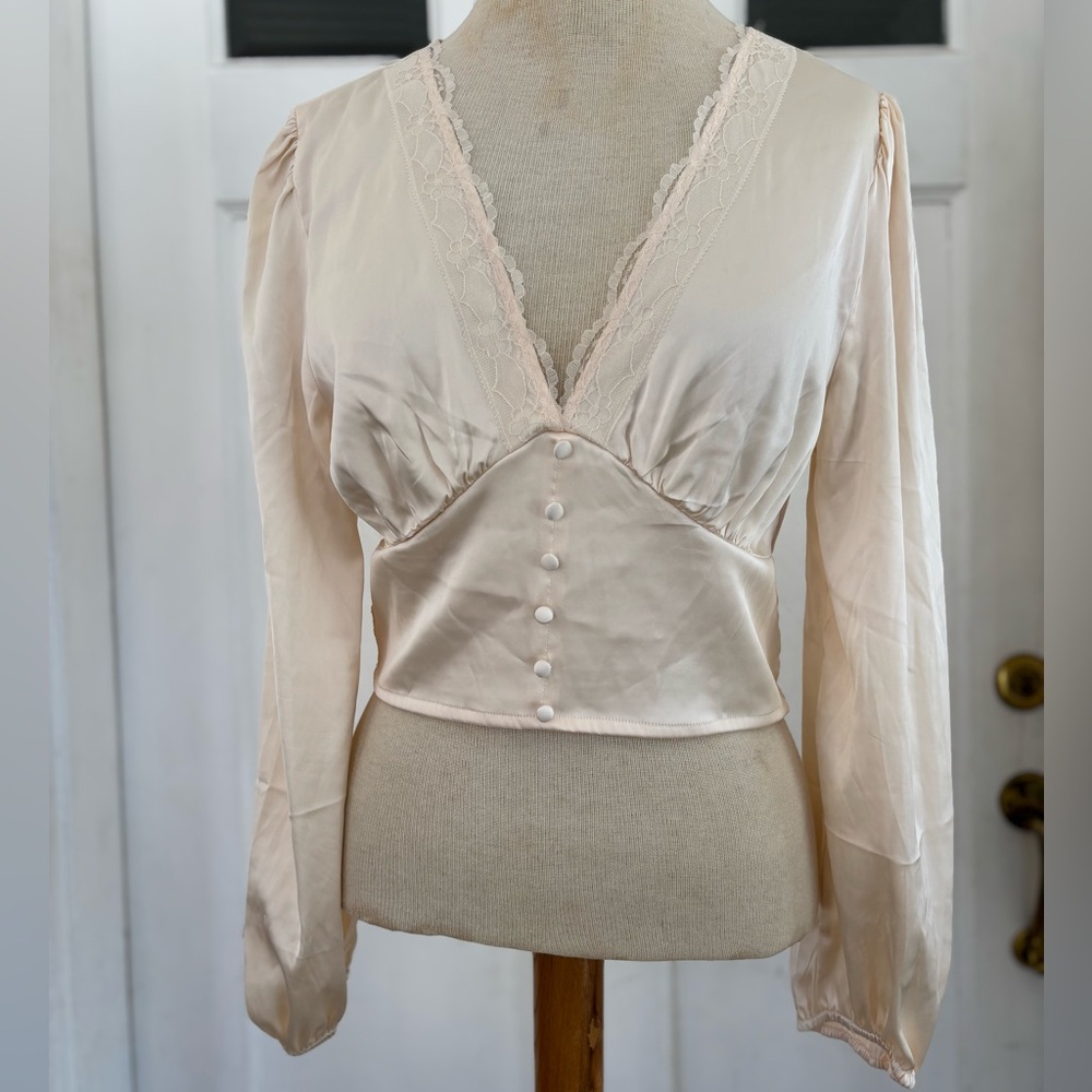 Love Tree Cream Lace Buttoned Blouse